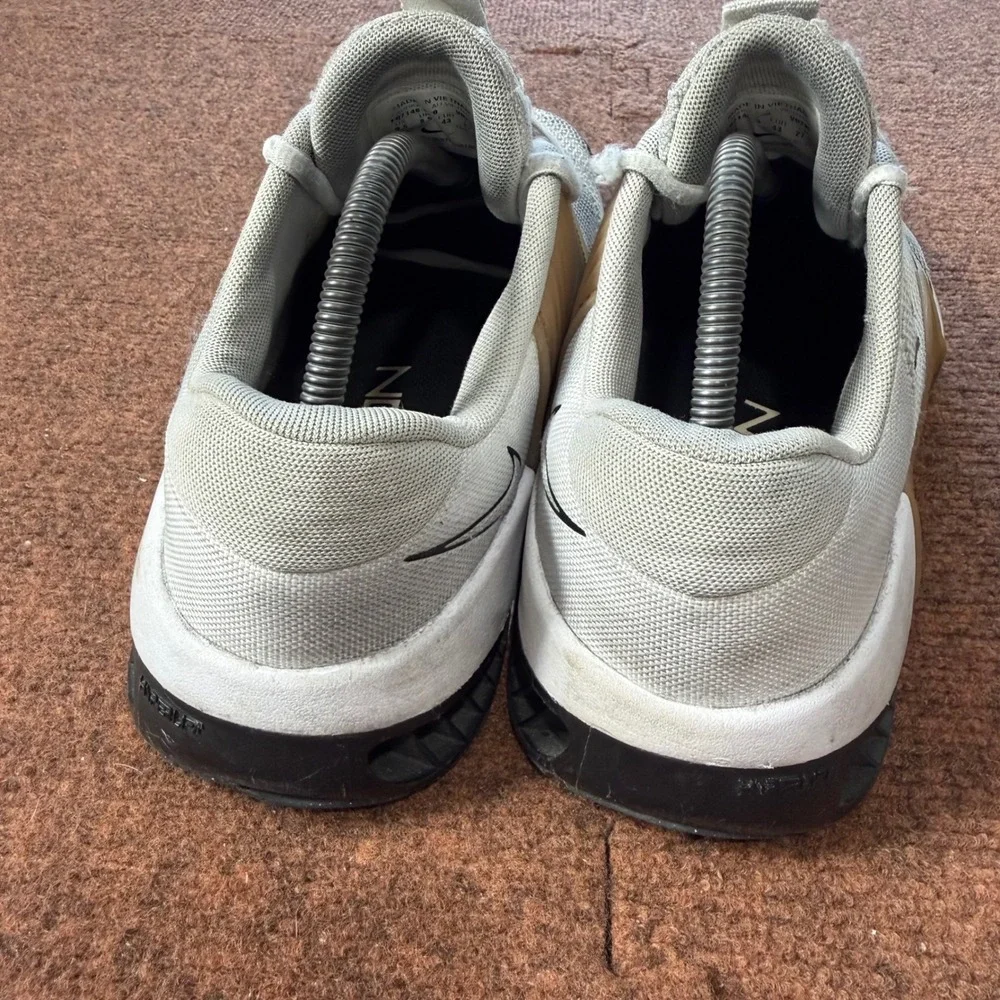 C+ shoes gym Nike Metcon 9 White Gum Mens Training Shoes FQ7148-900 Size 9.5